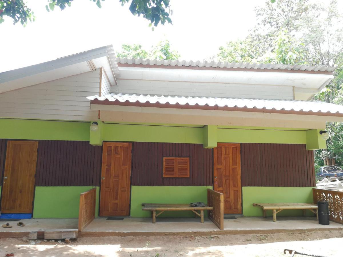Home Garden Chaeson บ้านสวน ชวนฝัน Lampang Exterior foto