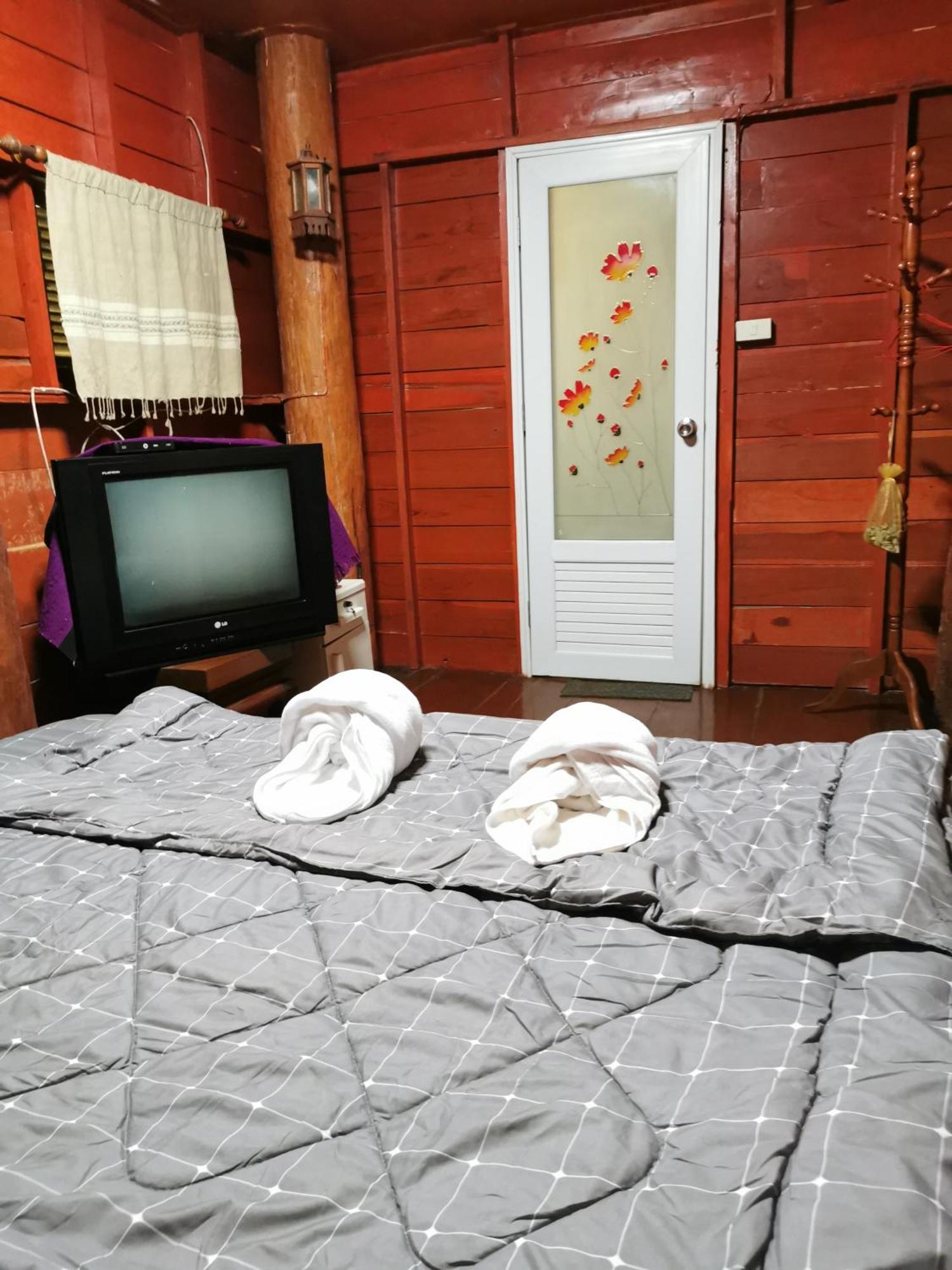 Home Garden Chaeson บ้านสวน ชวนฝัน Lampang Habitación foto
